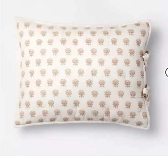 ( 2pc) Standard Lofty Cotton Slub Woodblock Print Floral Sham - Threshold Studio - Picture 1 of 3